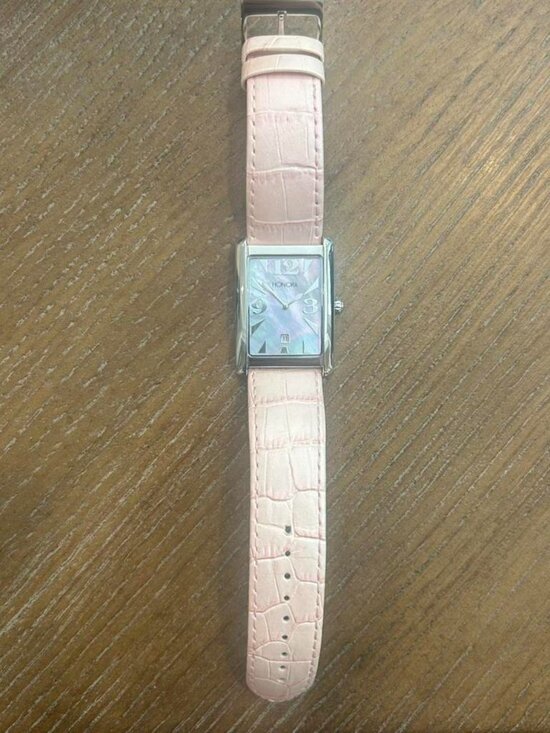 Vintage Honora Pink Mother of Pearl Tank Watch display picture 2
